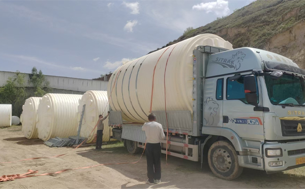 武威立式运输桶装车中