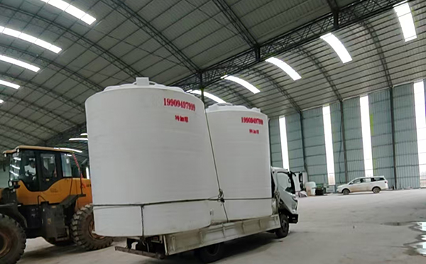 特加厚武威塑料大桶装车运输交付实录